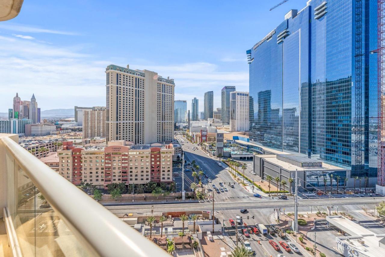 Balcony Full Strip View Suite Mgm Signature Free Valet ลาสเวกัส ภายนอก รูปภาพ